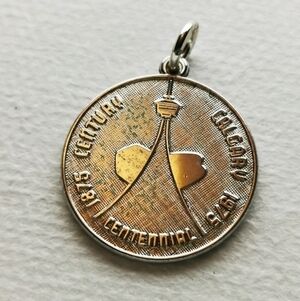 925  Calgary pendant